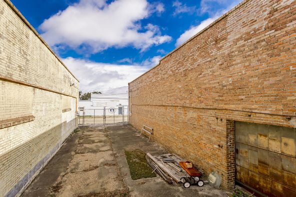 Mid-City Redevelopment Opportunity!: 2008 North St, Baton Rouge, LA 70802